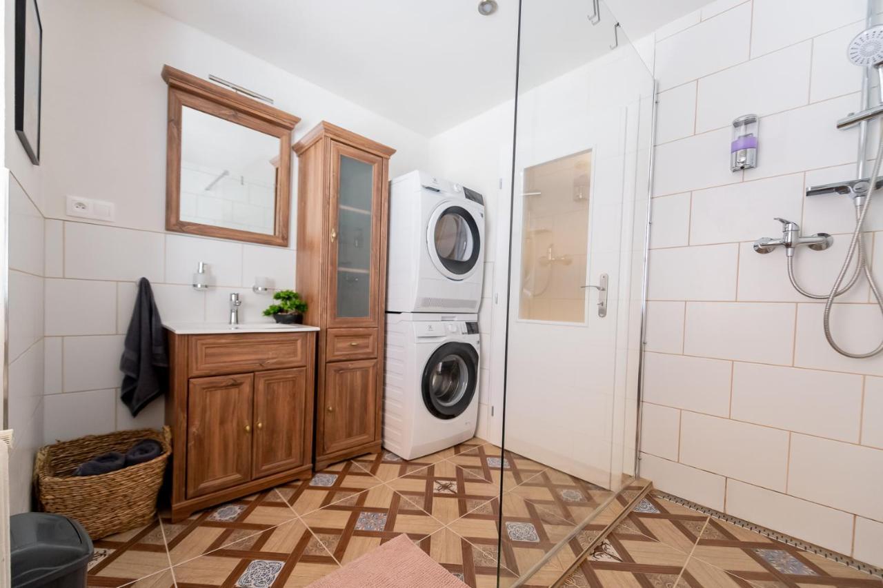 Flora Apartment Kosice Center Ngoại thất bức ảnh